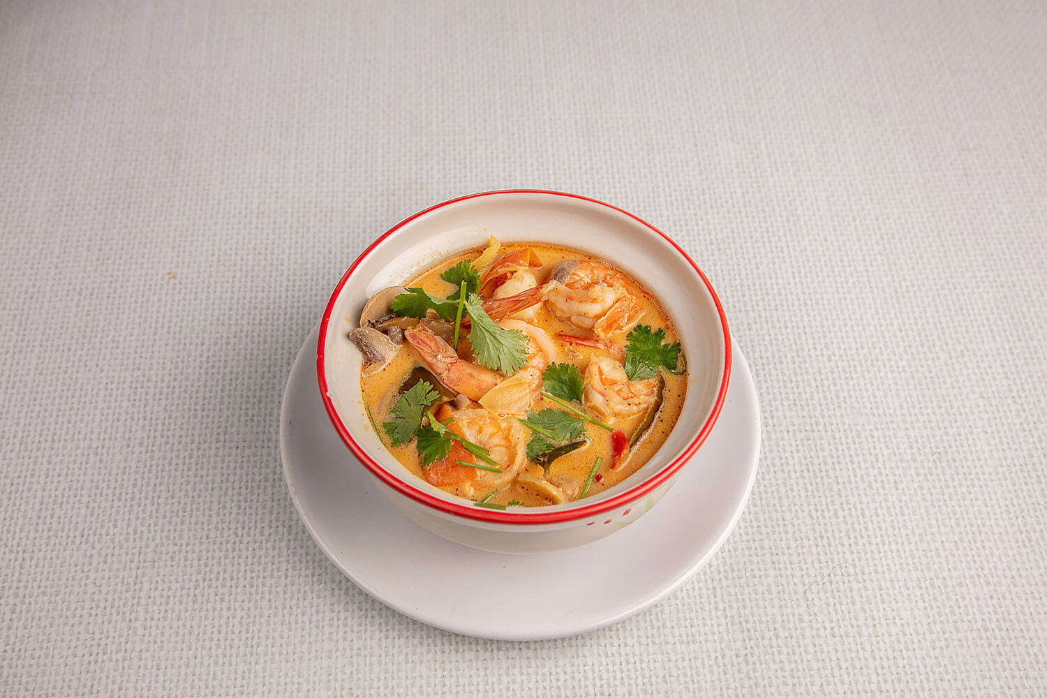 Tom yam kung soup