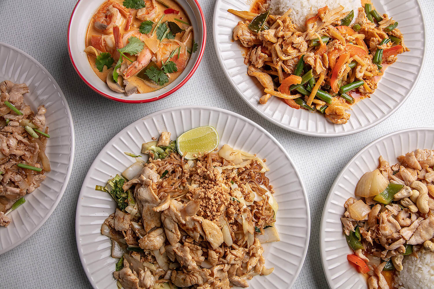 Thai dishes in the restaurant Thai Tip Foods, Lovisa